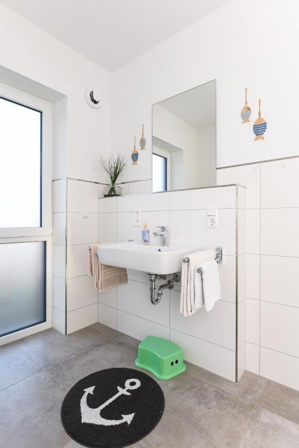 Ferienwohnung Strandloper Esens Exterior photo